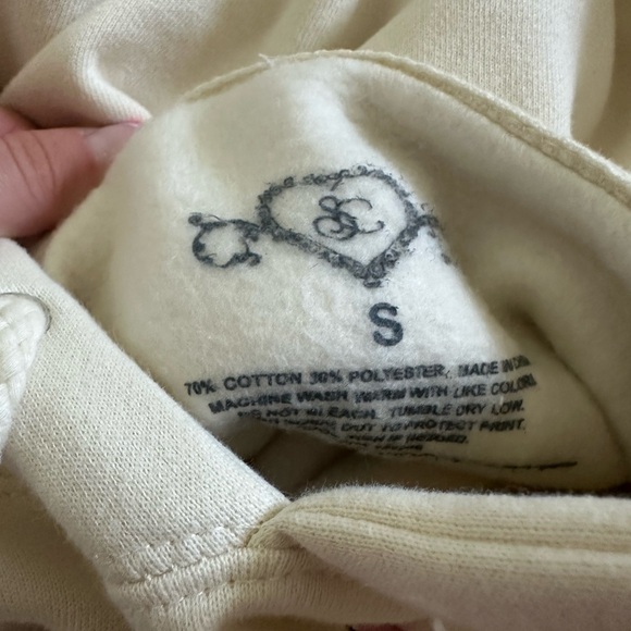 Sabrina Carpenter Cream Graphic Hoodie - Picture 4 of 4